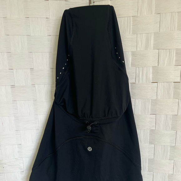 lululemon sports hijab - Picture 2 of 3